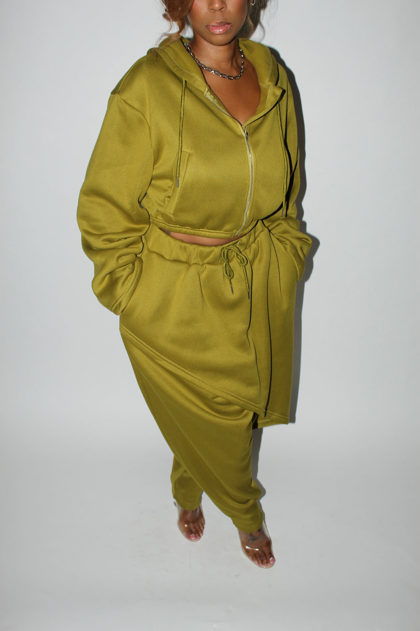UPTOWN JOGGER SET OLIVE
