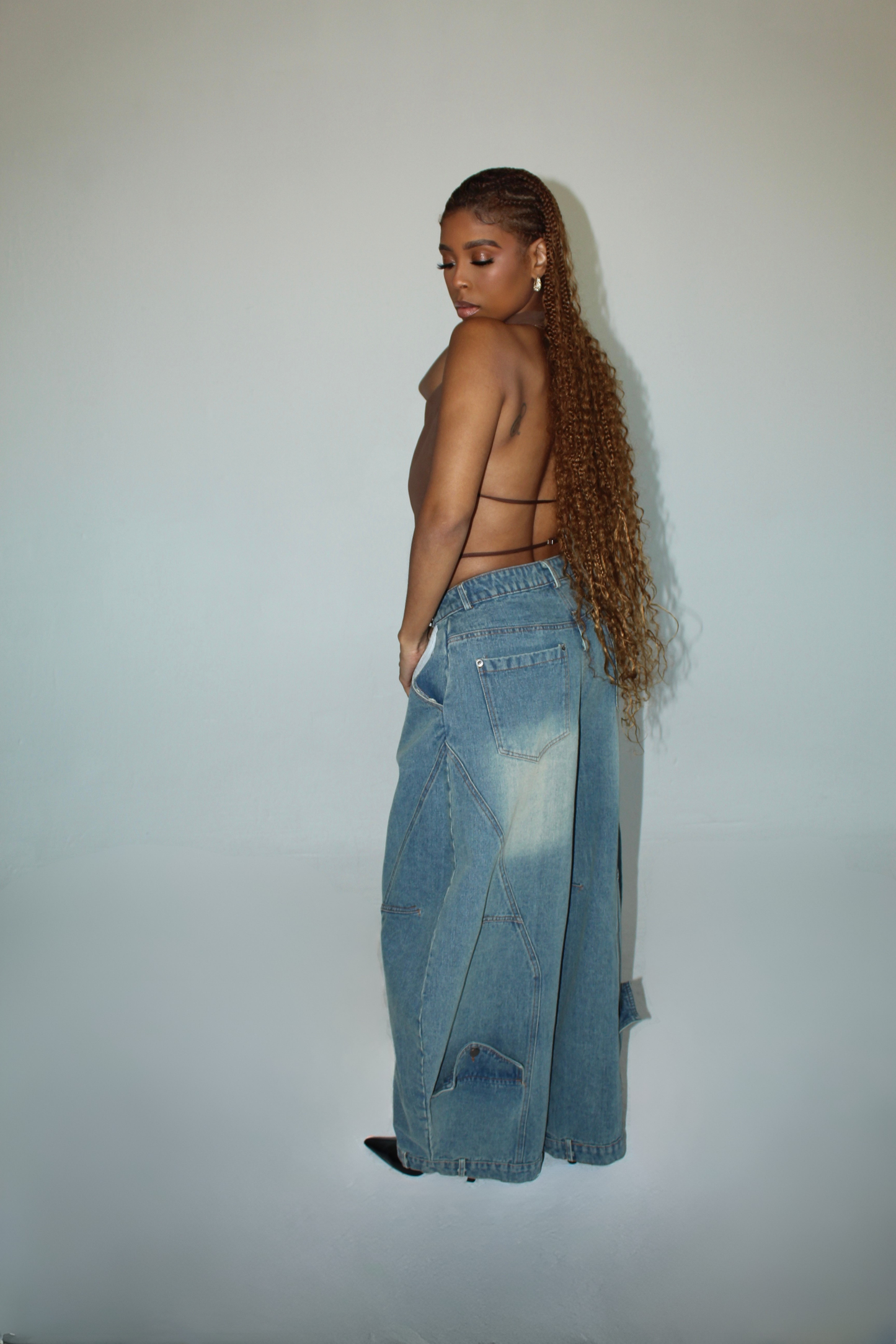 ICON JEANS