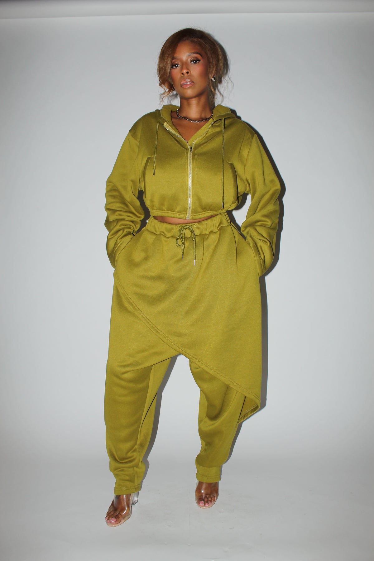 UPTOWN JOGGER SET OLIVE