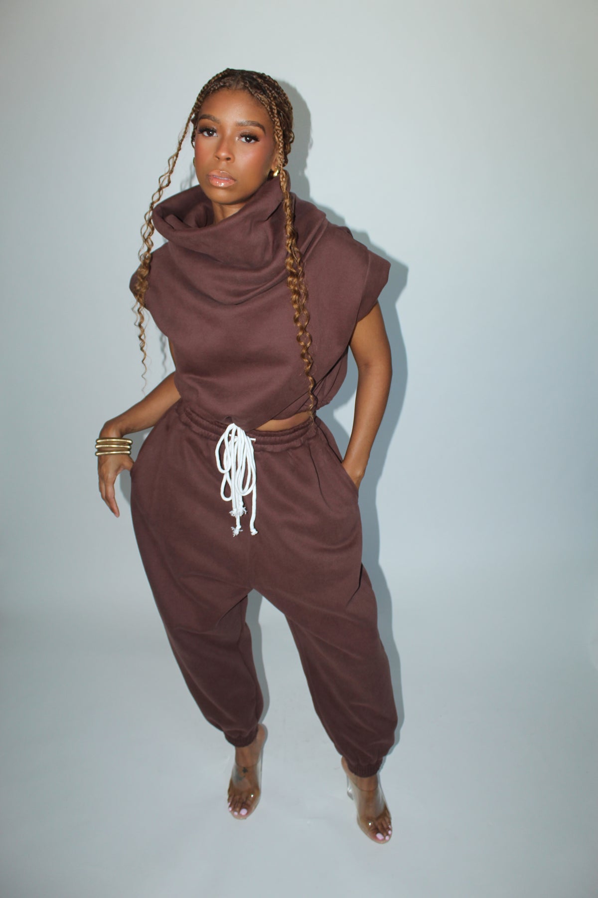 JHENE SWEATSUIT BROWN