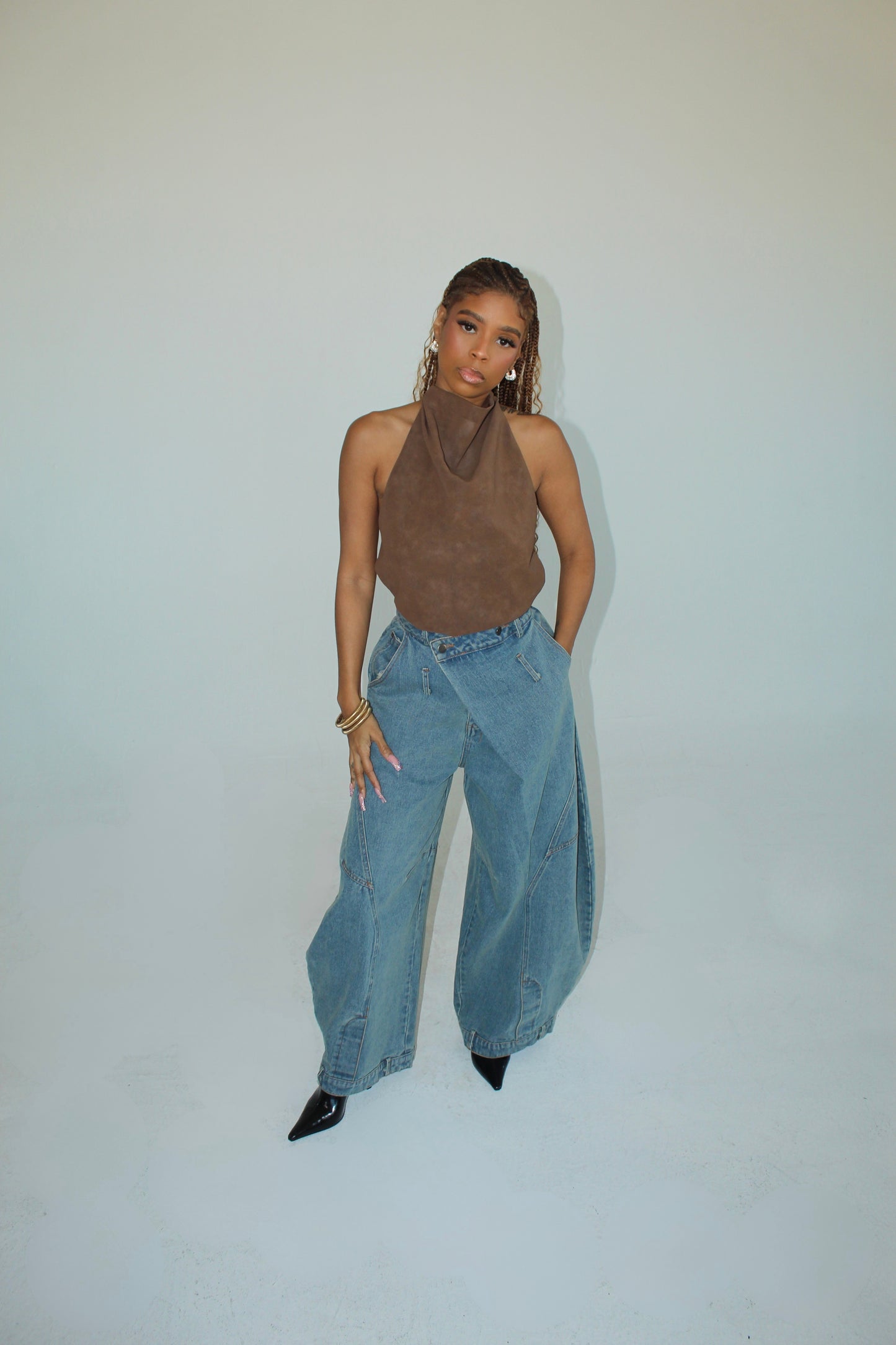 ICON JEANS