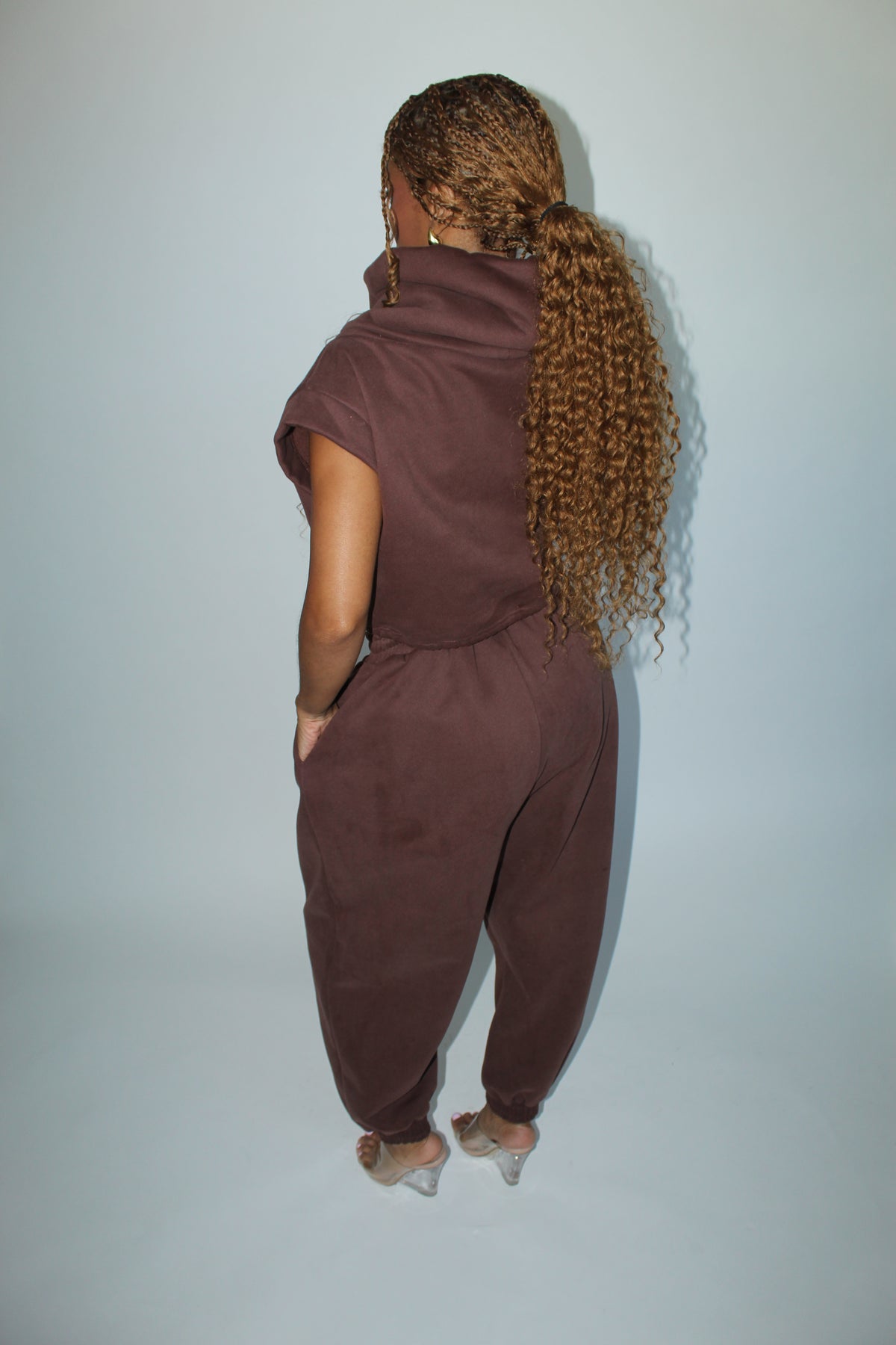 JHENE SWEATSUIT BROWN
